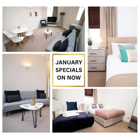 2 Bedroom Apartment, 5 Guests Welcome, Free Off-peak Parking Apartment